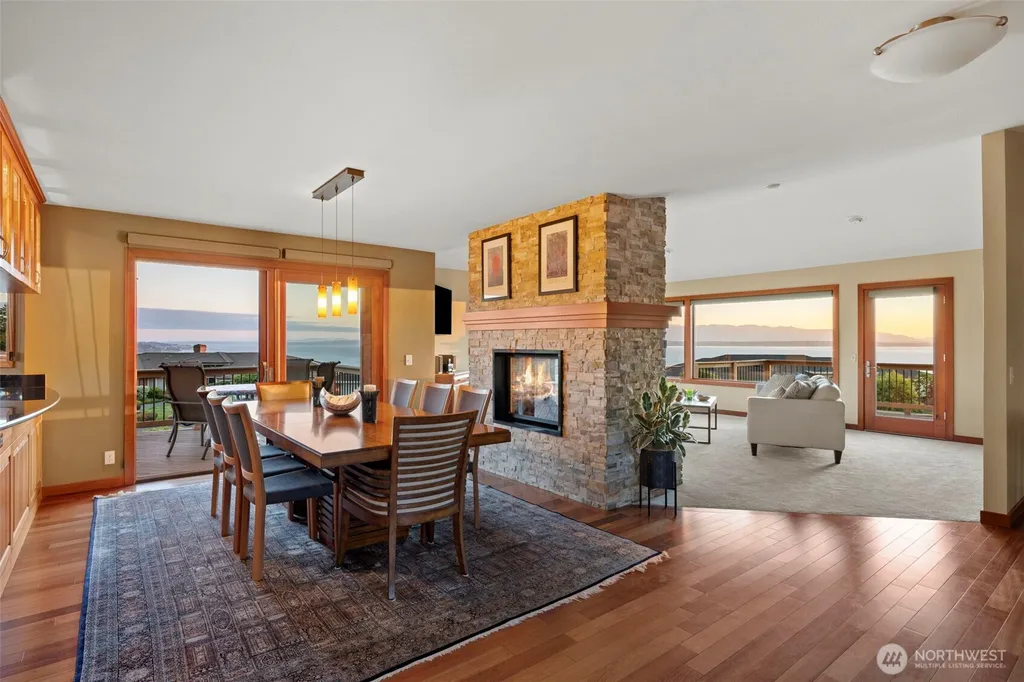 13705 68th Avenue W Edmonds WA 98026