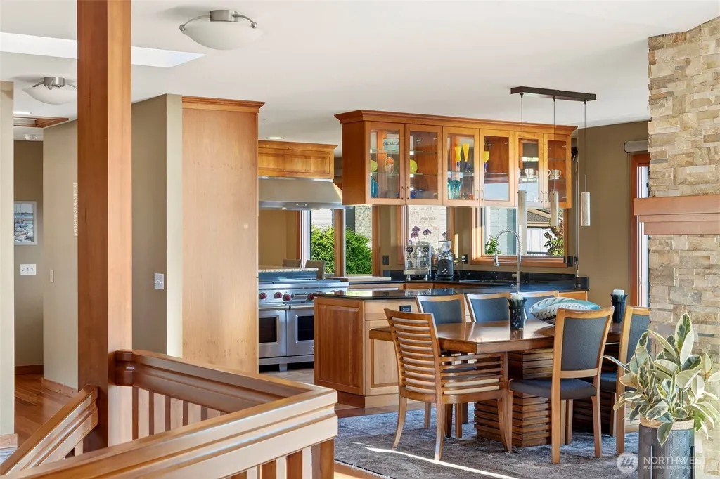 13705 68th Avenue W Edmonds WA 98026