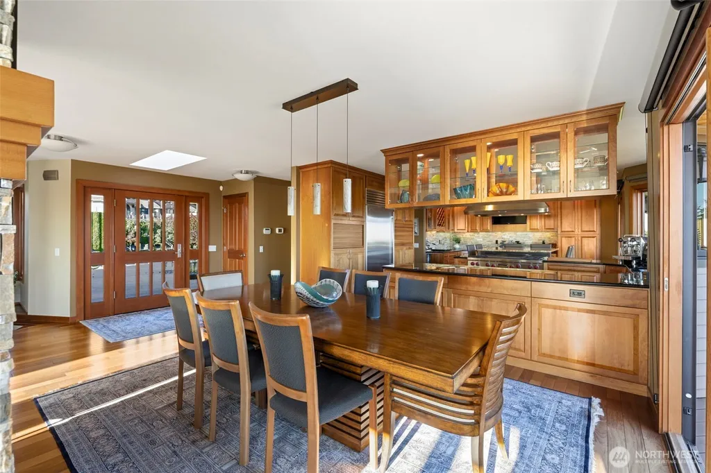 13705 68th Avenue W Edmonds WA 98026