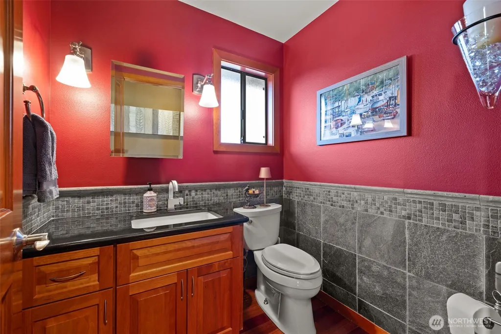 13705 68th Avenue W Edmonds WA 98026