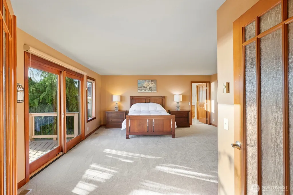13705 68th Avenue W Edmonds WA 98026
