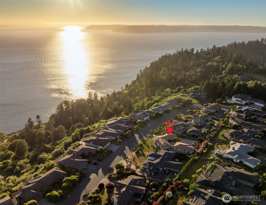 13705 68th Avenue W Edmonds WA 98026