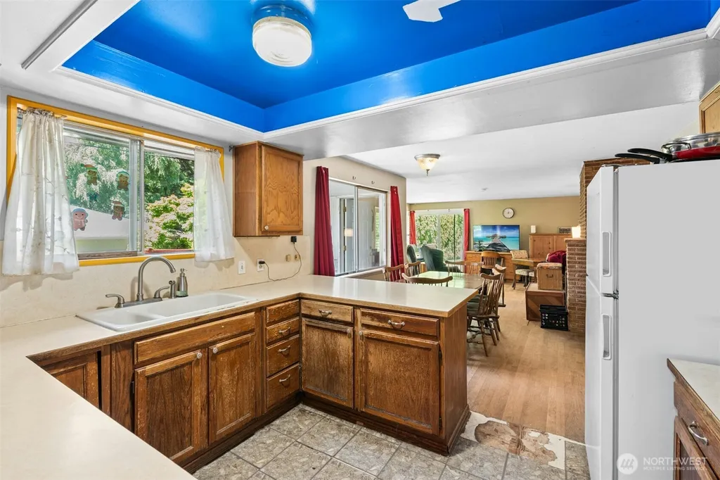 7218 NE 155th Street Kenmore WA 98028