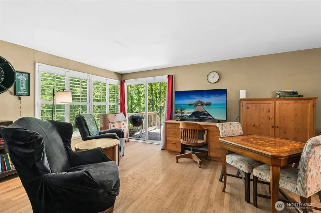 7218 NE 155th Street Kenmore WA 98028