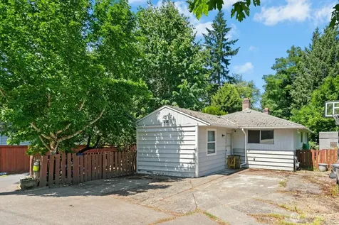 7218 NE 155th Street Kenmore WA 98028