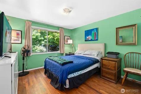 7218 NE 155th Street Kenmore WA 98028