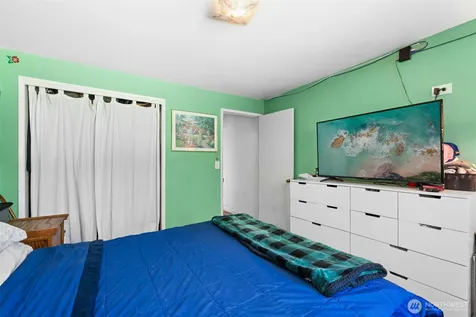 7218 NE 155th Street Kenmore WA 98028