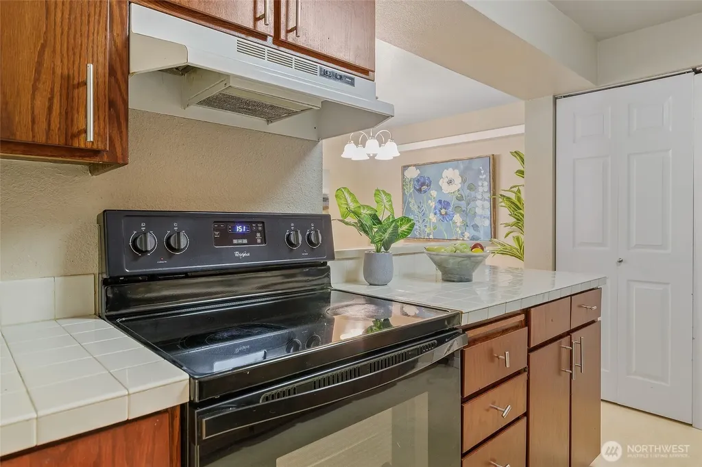 9494 Redmond Woodinville Road NE Redmond WA 98052