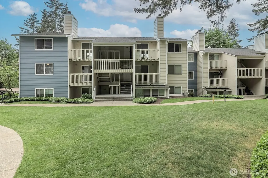 9494 Redmond Woodinville Road NE Redmond WA 98052