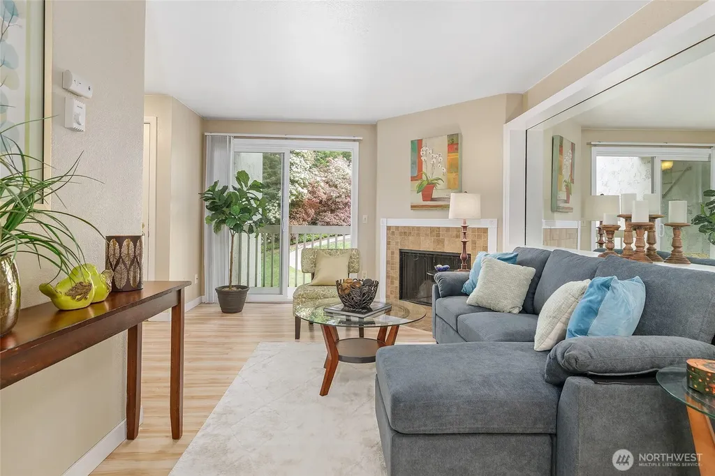 9494 Redmond Woodinville Road NE Redmond WA 98052