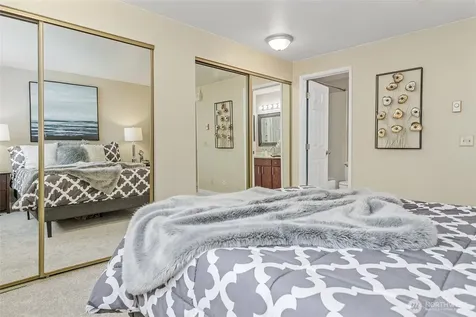 9494 Redmond Woodinville Road NE Redmond WA 98052