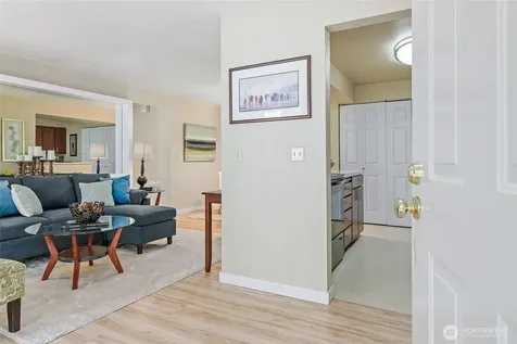 9494 Redmond Woodinville Road NE Redmond WA 98052