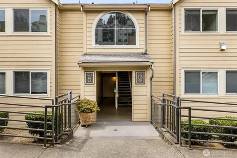 3811 SE 130th Lane Bellevue WA 98006