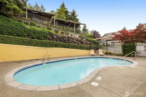 3811 SE 130th Lane Bellevue WA 98006