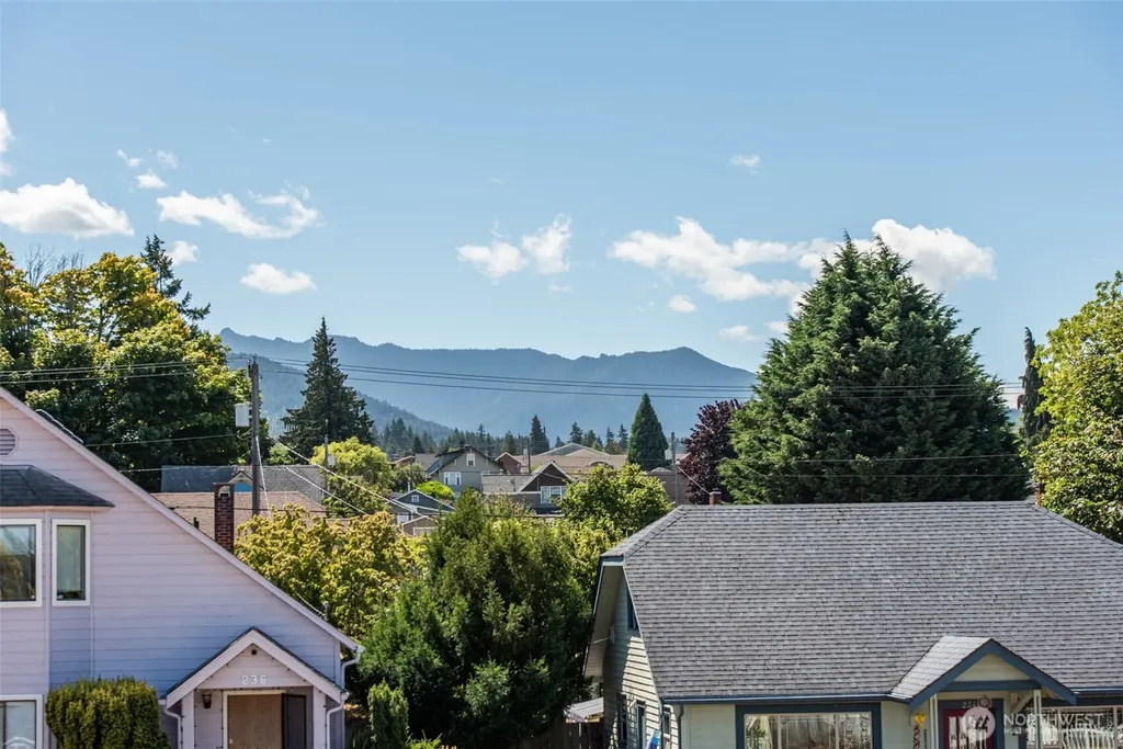 233 E 9th Street Port Angeles WA 98362