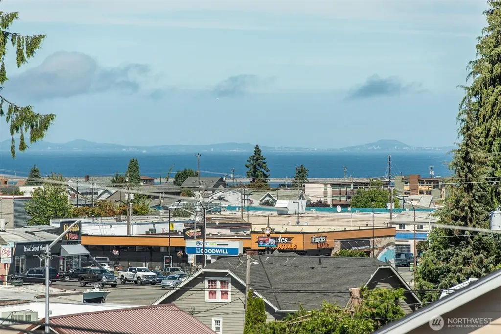 233 E 9th Street Port Angeles WA 98362