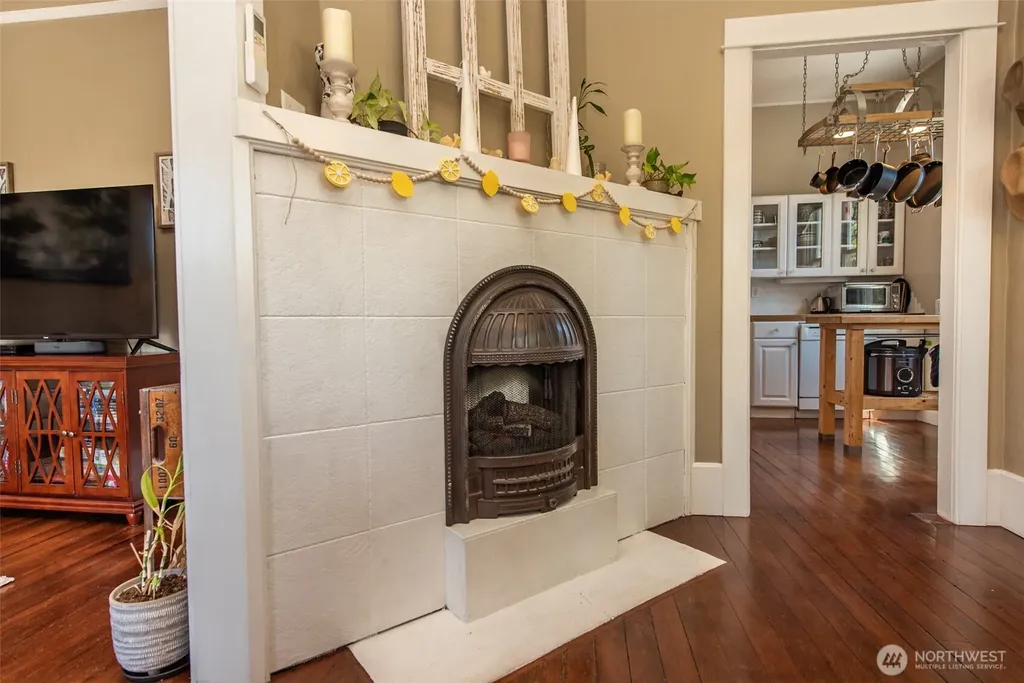 233 E 9th Street Port Angeles WA 98362