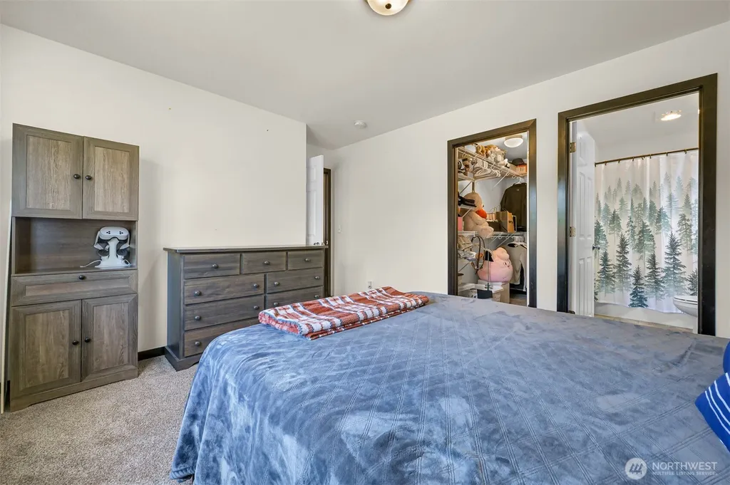 2270 Shea Street Lynden WA 98264
