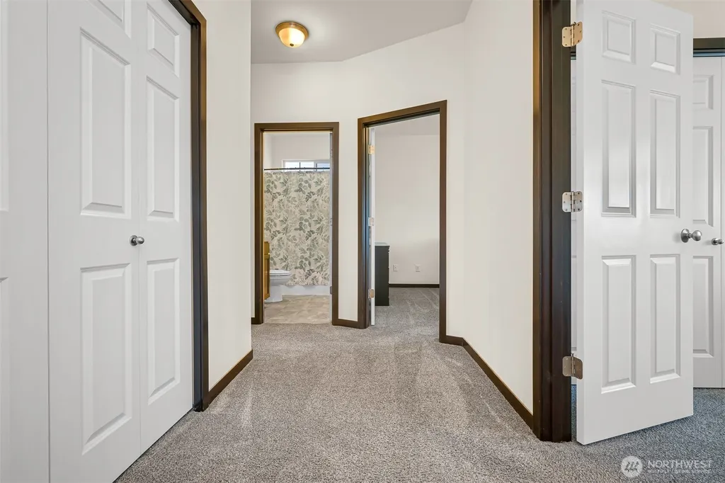 2270 Shea Street Lynden WA 98264