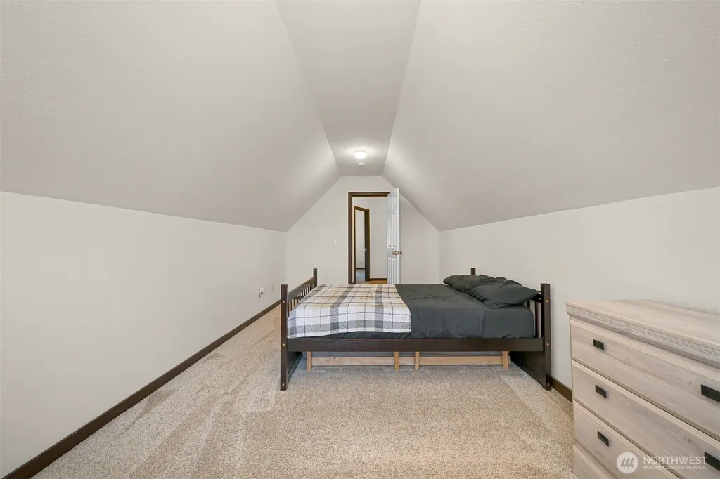 2270 Shea Street Lynden WA 98264