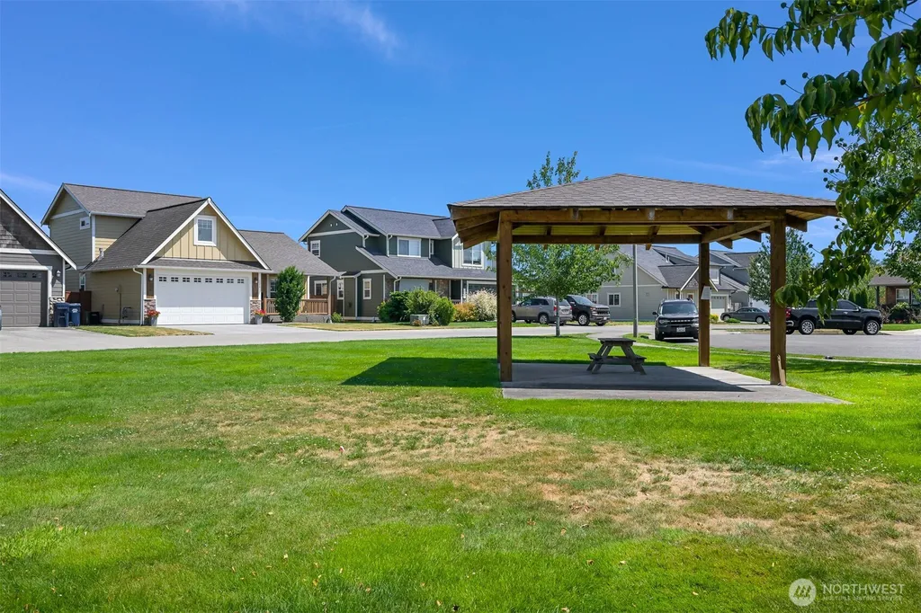 2270 Shea Street Lynden WA 98264