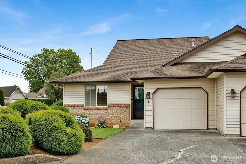 714 19th Street Lynden WA 98264