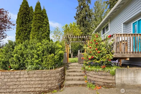 11102 126th Avenue NE Kirkland WA 98033