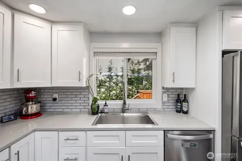 11102 126th Avenue NE Kirkland WA 98033