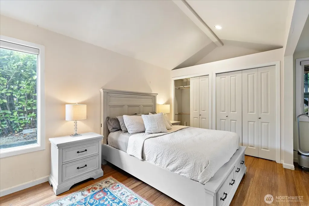 16917 SE 38th Place Bellevue WA 98008