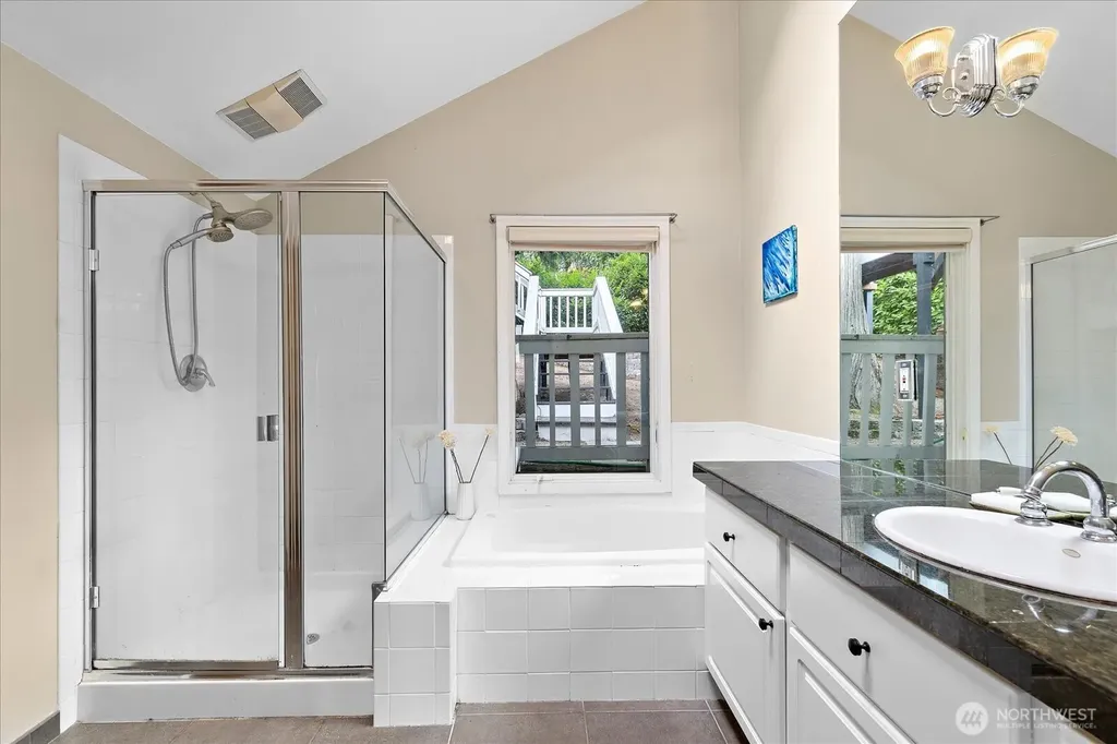 16917 SE 38th Place Bellevue WA 98008