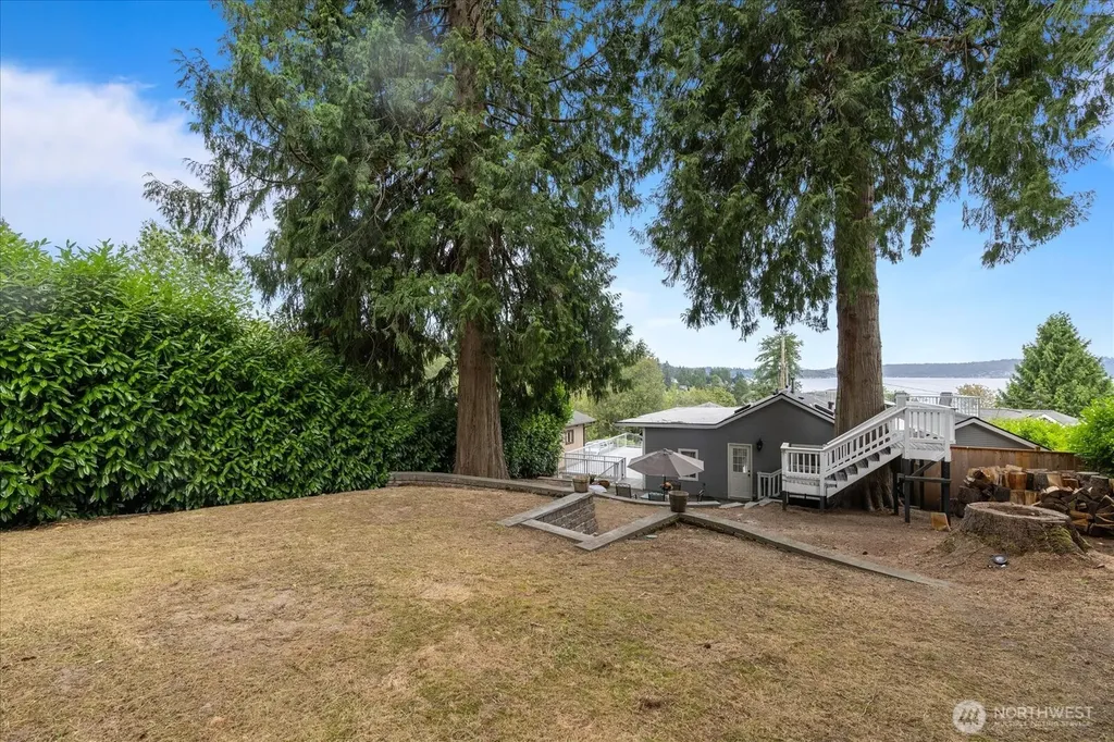 16917 SE 38th Place Bellevue WA 98008
