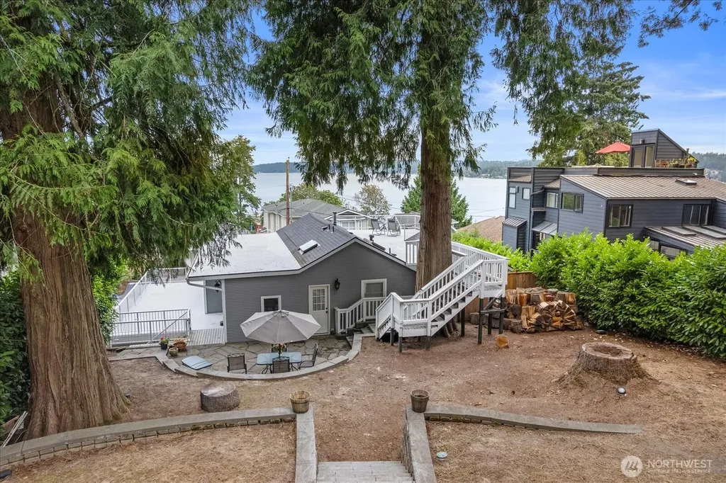 16917 SE 38th Place Bellevue WA 98008