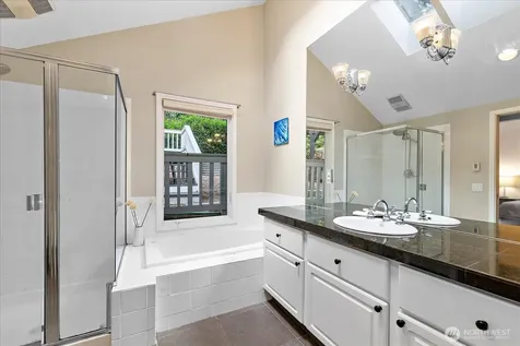 16917 SE 38th Place Bellevue WA 98008