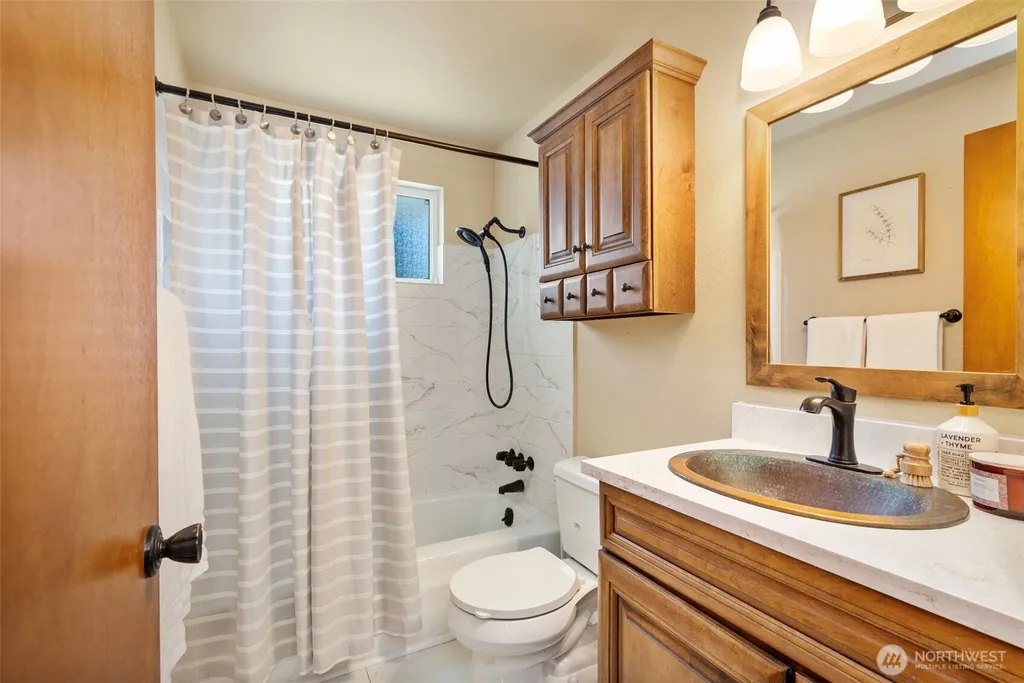 3611 Jack Pine Drive Bremerton WA 98310
