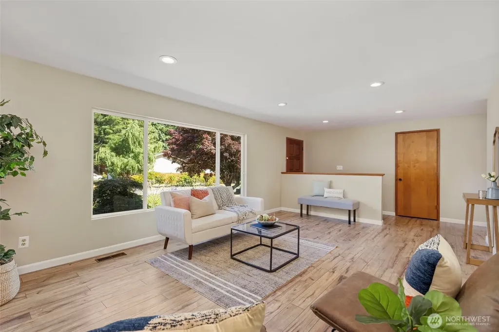 3611 Jack Pine Drive Bremerton WA 98310