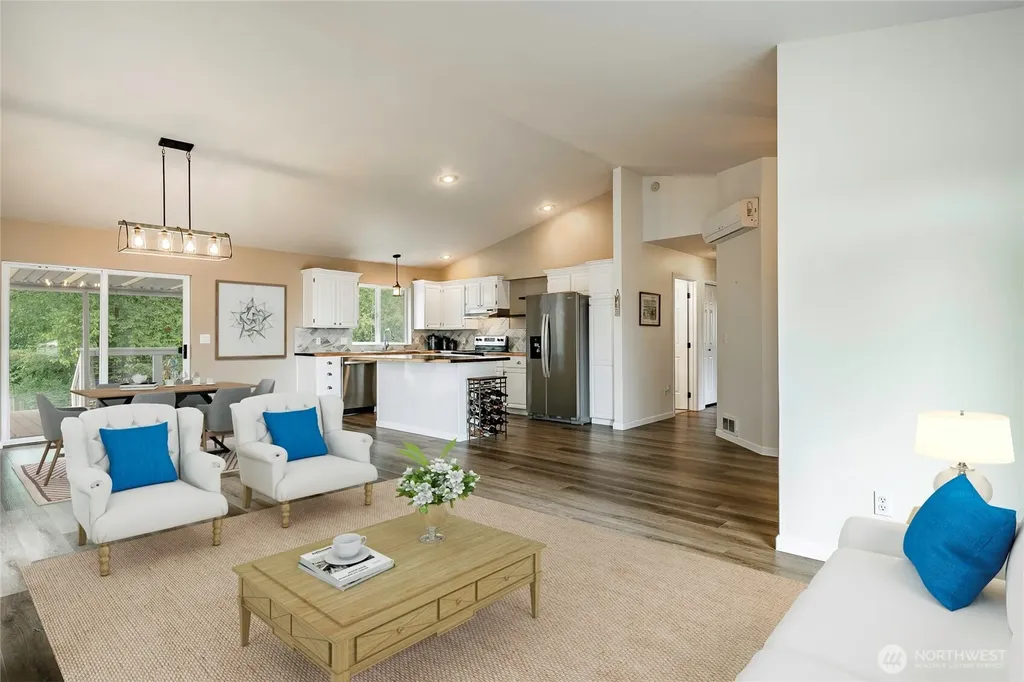 8209 Comox Road Birch Bay WA 98230