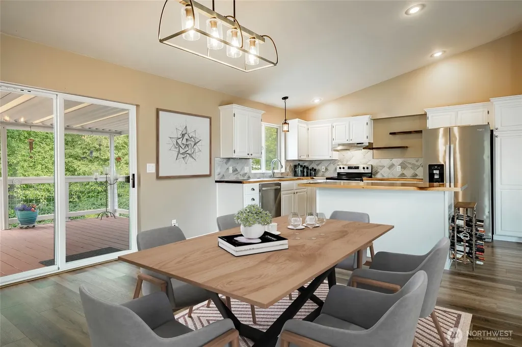 8209 Comox Road Birch Bay WA 98230