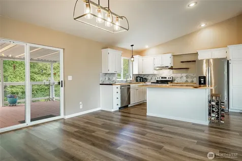 8209 Comox Road Birch Bay WA 98230