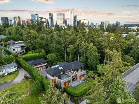 9632 Lake Washington Boulevard NE Bellevue WA 98004