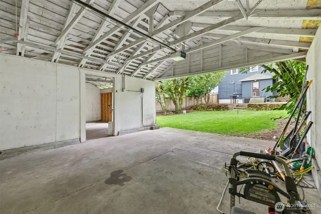 409 S 34th Street Tacoma WA 98418