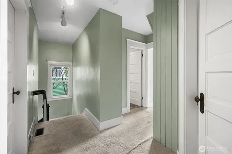409 S 34th Street Tacoma WA 98418