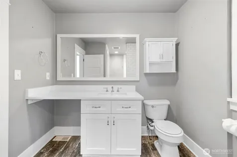 409 S 34th Street Tacoma WA 98418