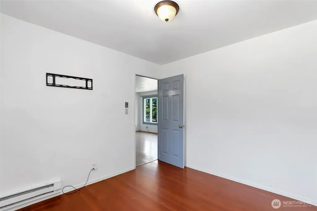 13441 10th Avenue S Burien WA 98168
