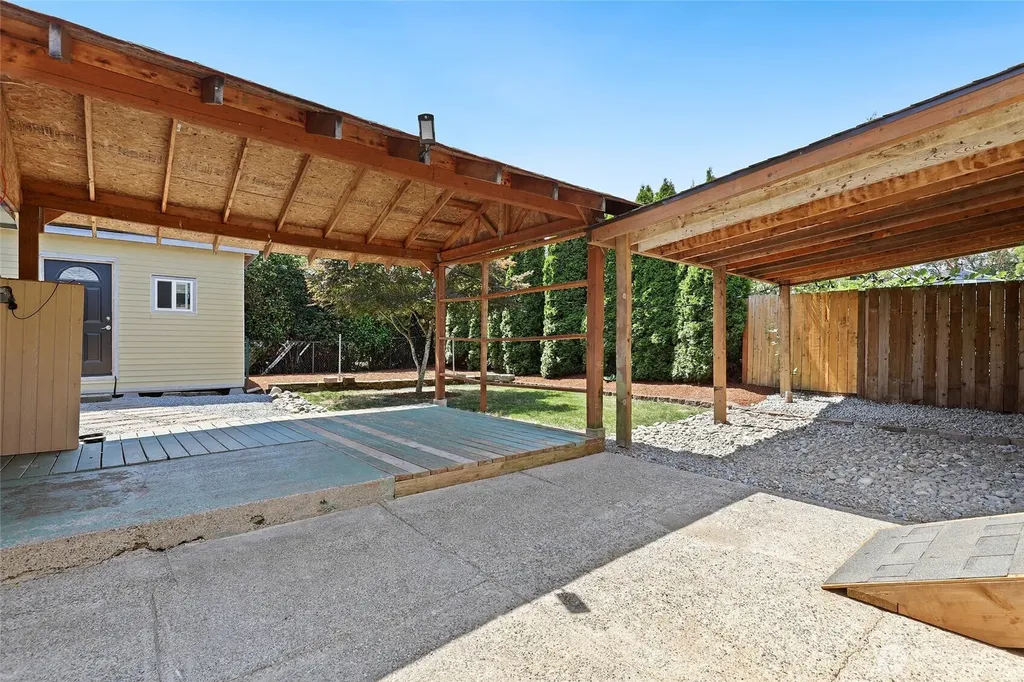 13441 10th Avenue S Burien WA 98168