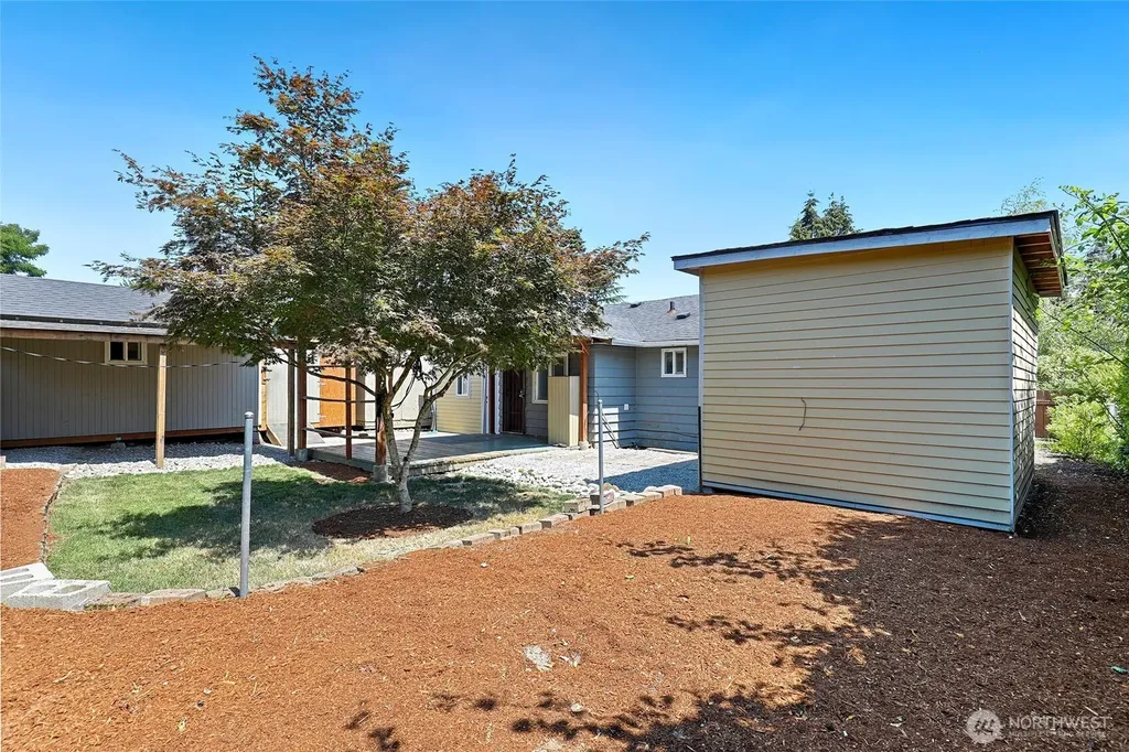 13441 10th Avenue S Burien WA 98168
