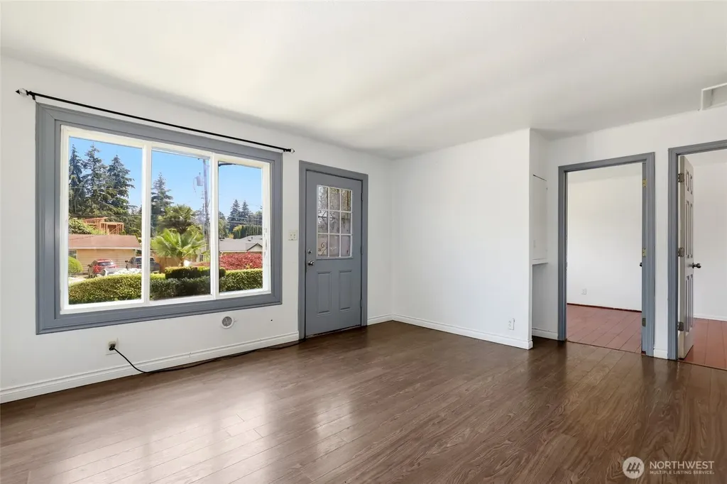 13441 10th Avenue S Burien WA 98168