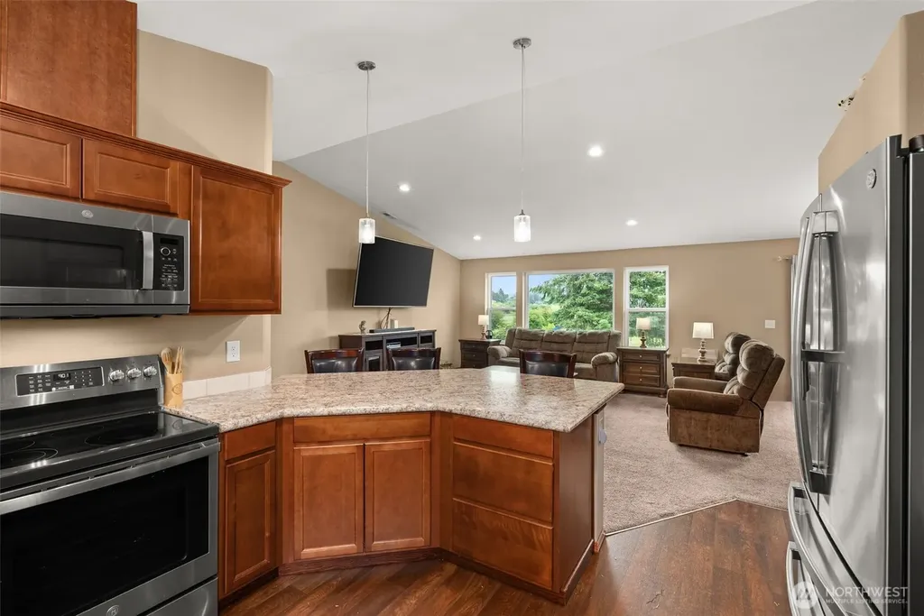 1717 Krause Road Raymond WA 98577