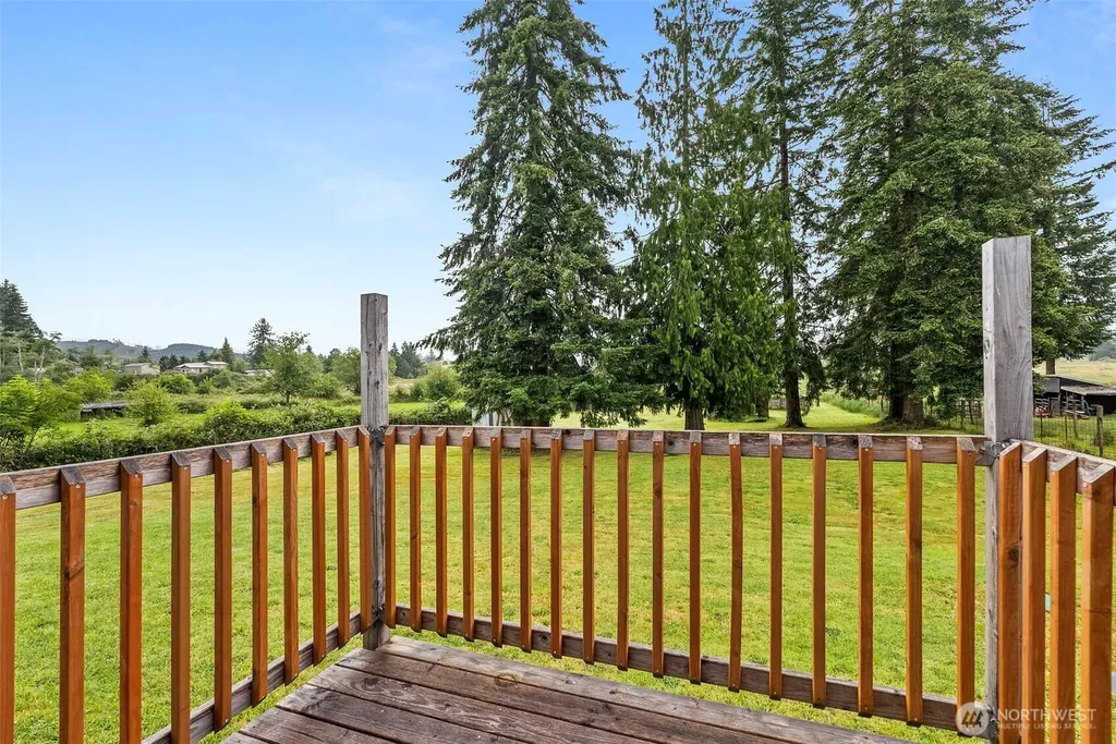 1717 Krause Road Raymond WA 98577