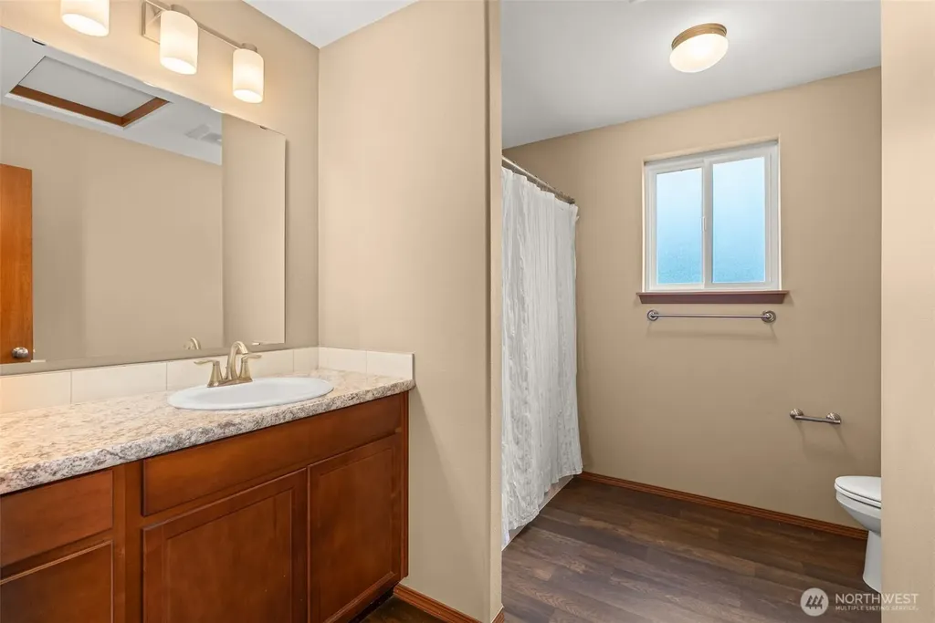 1717 Krause Road Raymond WA 98577