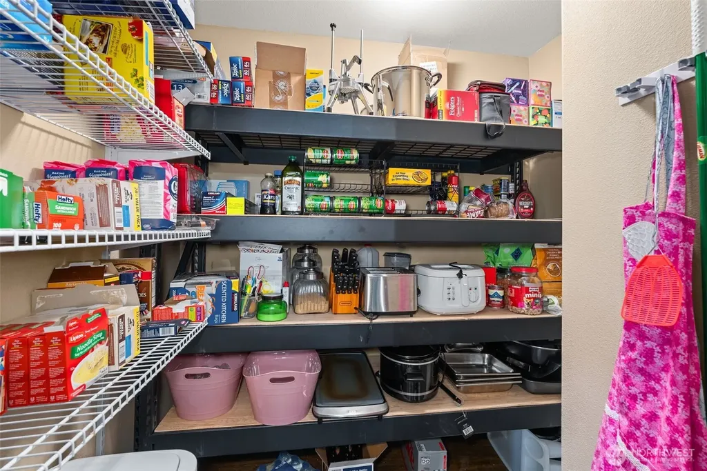 1717 Krause Road Raymond WA 98577